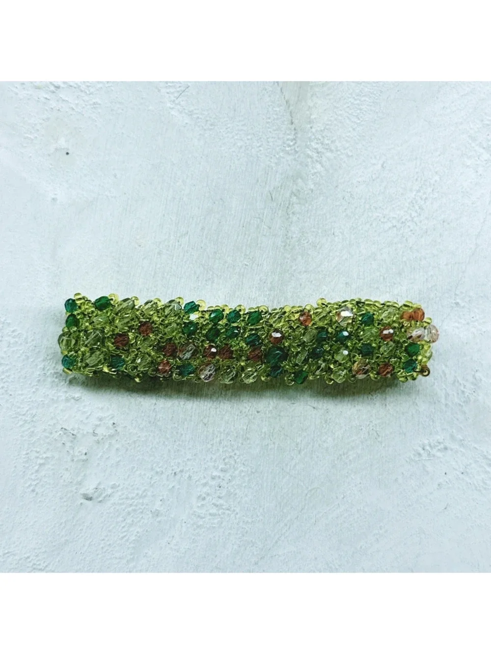 1027mc. Green Glass Seed Bead Bracelet